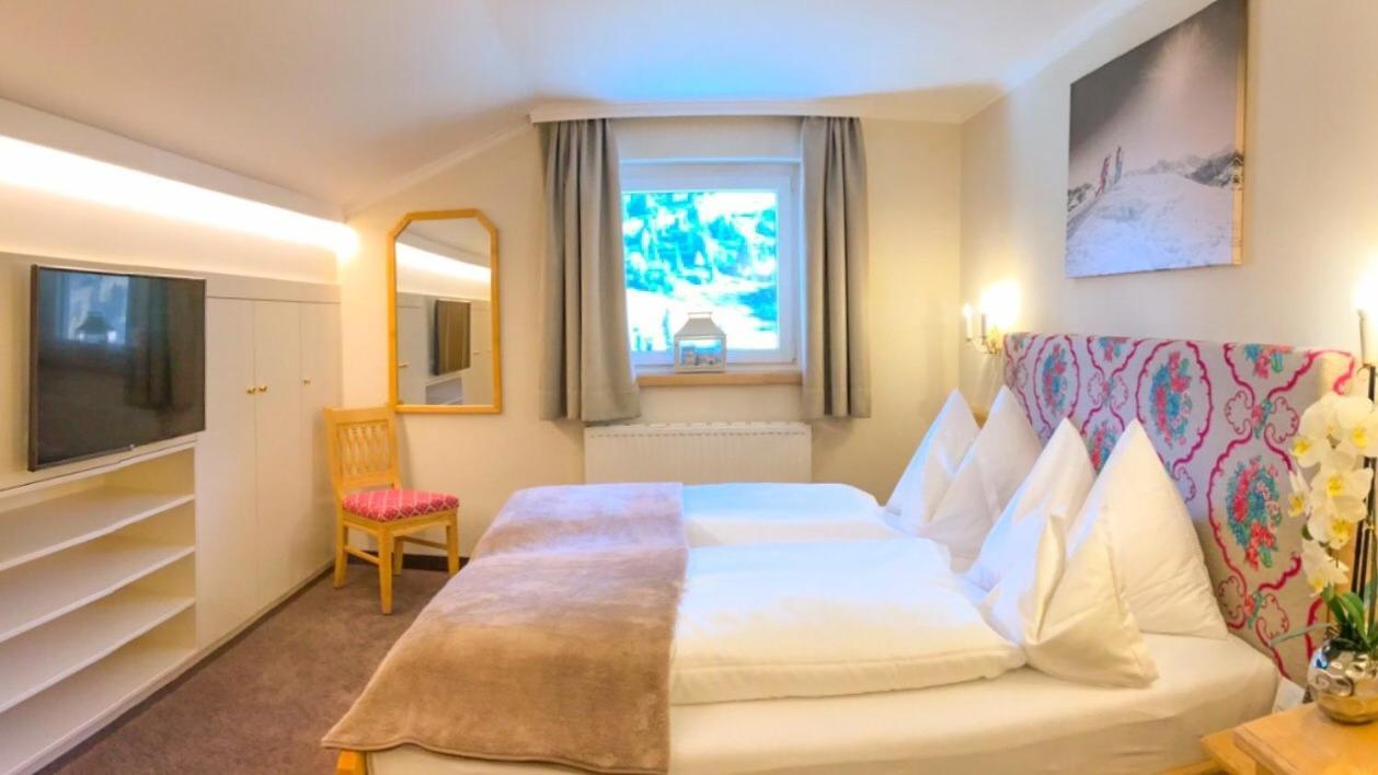 Andi'S Skihotel โอเบอร์เทาเอิร์น ภายนอก รูปภาพ
