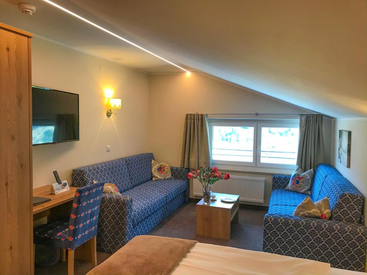 Andi'S Skihotel โอเบอร์เทาเอิร์น ภายนอก รูปภาพ